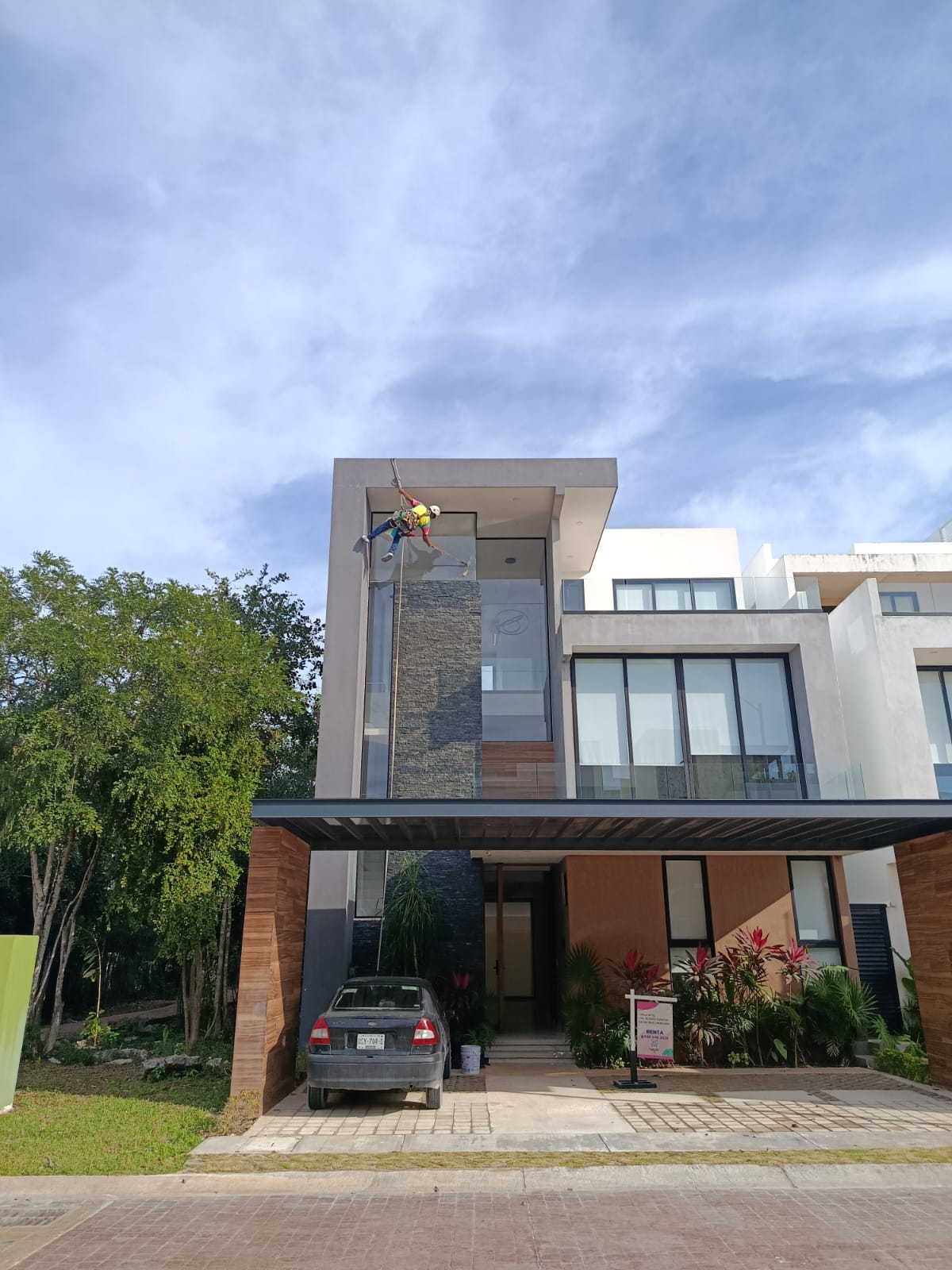 Fondo Trabajos en Altura